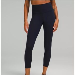 Lululemon Wunder Train High Rise Tight 25” Navy, size 6